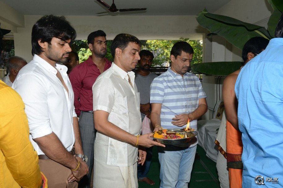 Supreme-Movie-Opening